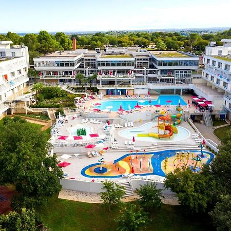 Hotel Delfin Plava Laguna Mugeba المظهر الخارجي الصورة