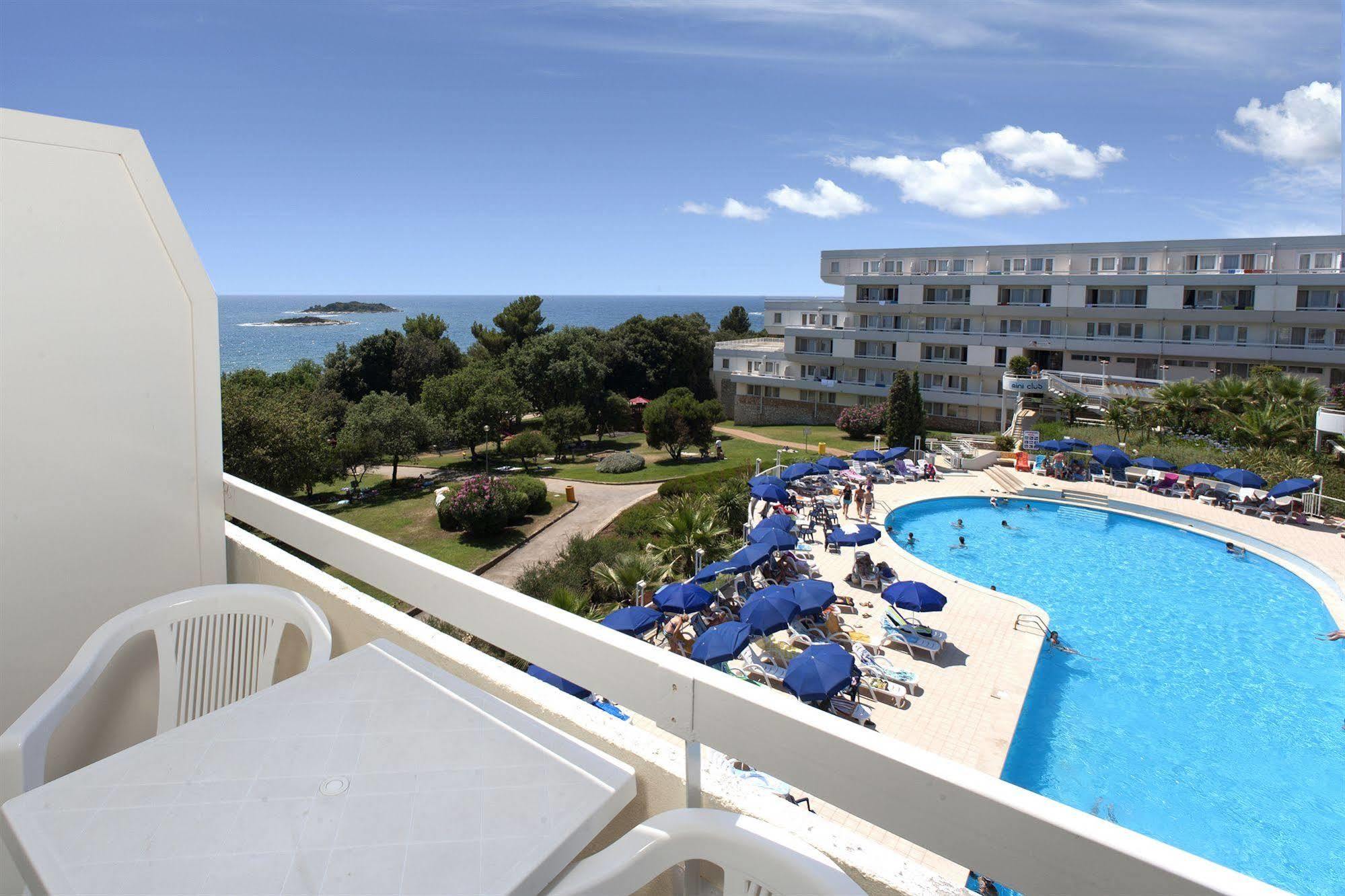 Hotel Delfin Plava Laguna Mugeba المظهر الخارجي الصورة